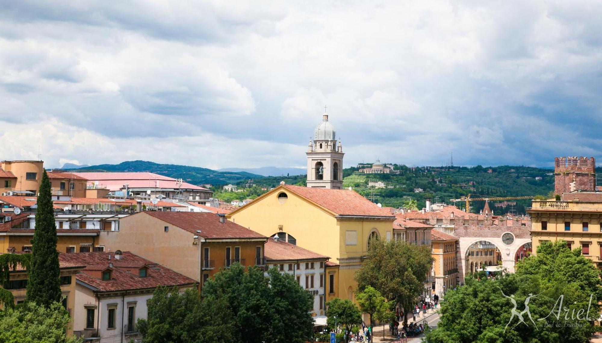 Ariel B&B Verona Bagian luar foto